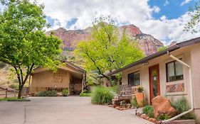 Red Rock Inn Bed And Breakfast Cottages